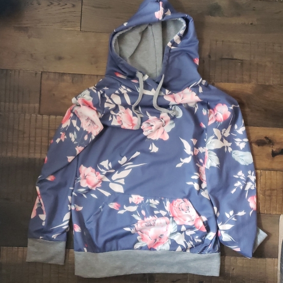 no brand Tops - Blue Floral Hoodie